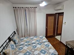 yishun-sapphire photo thumbnail #2